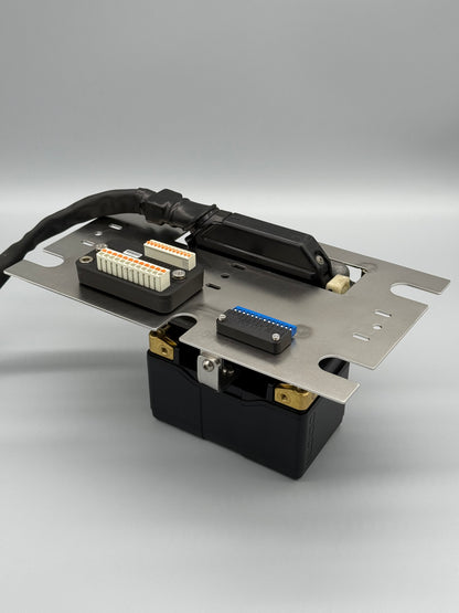 Electrical mounting plate